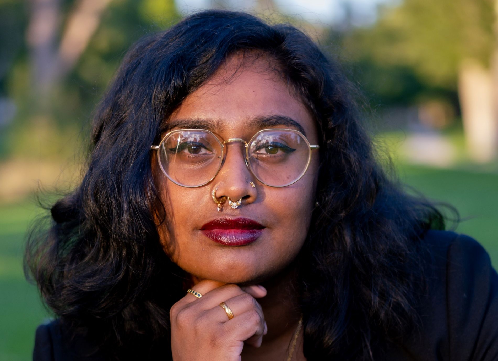 Dhivahari Headshot (2)
