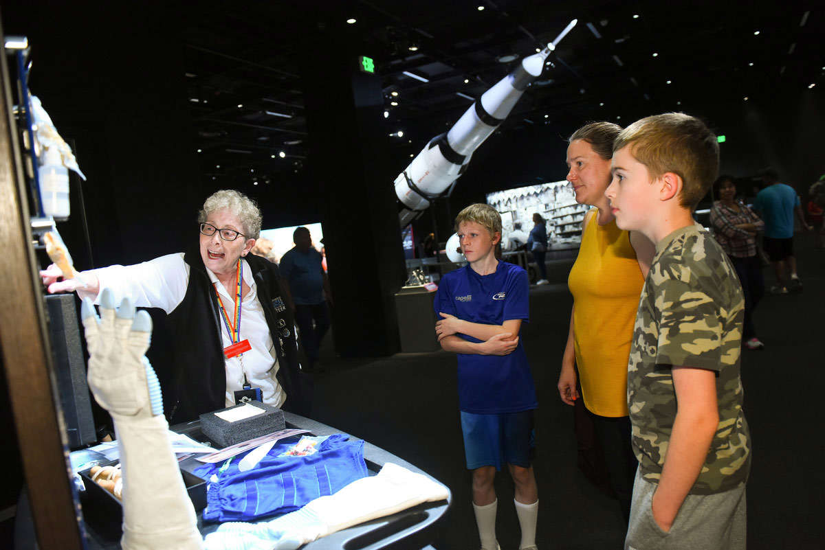 DMNS Apollo 0201 1201X801 D21b45dnew