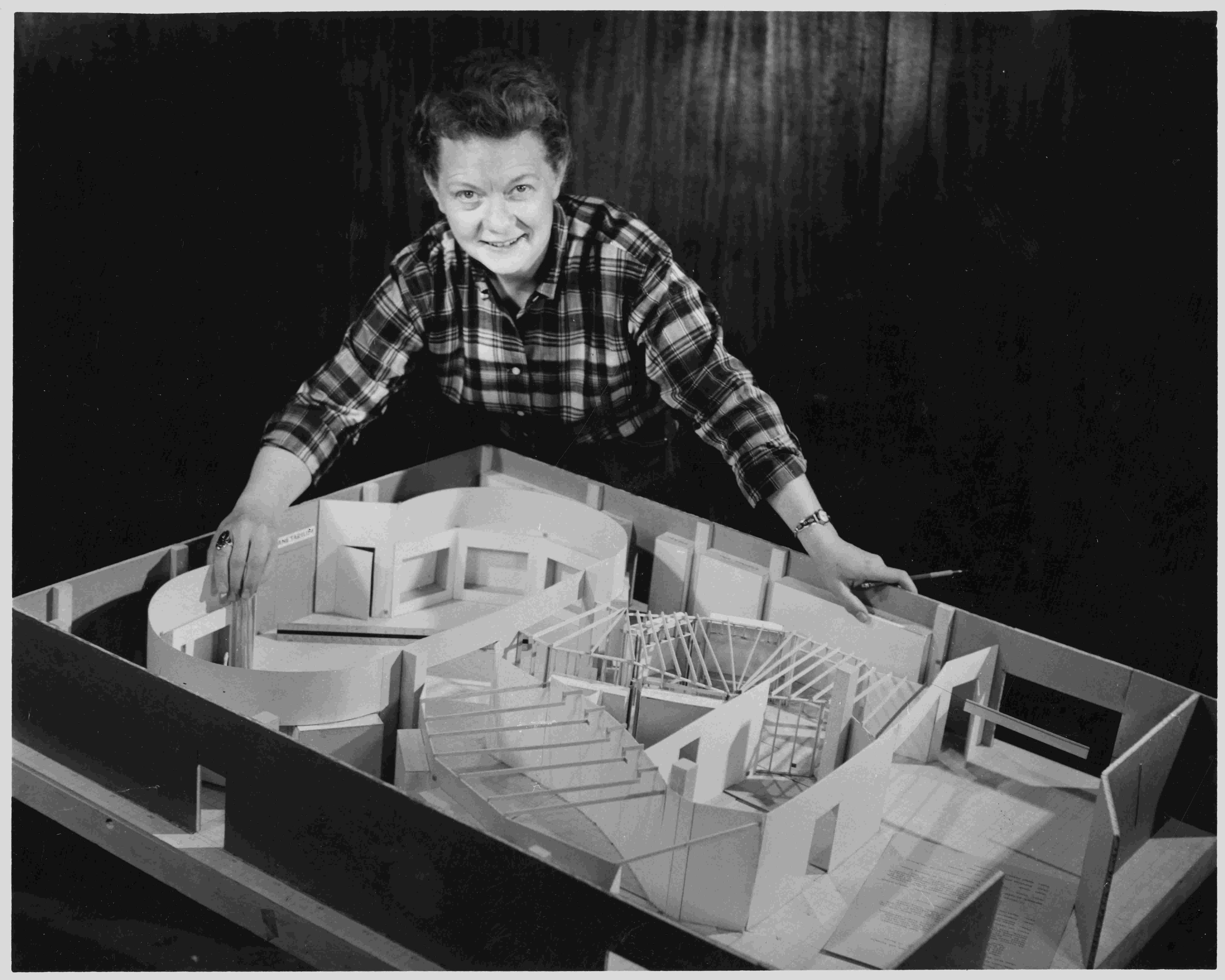 Arminta P. Neal with model of Old World Hall. Catalogue number: IV.0088-042-02 (Photo/ Denver Museum of Nature & Science)