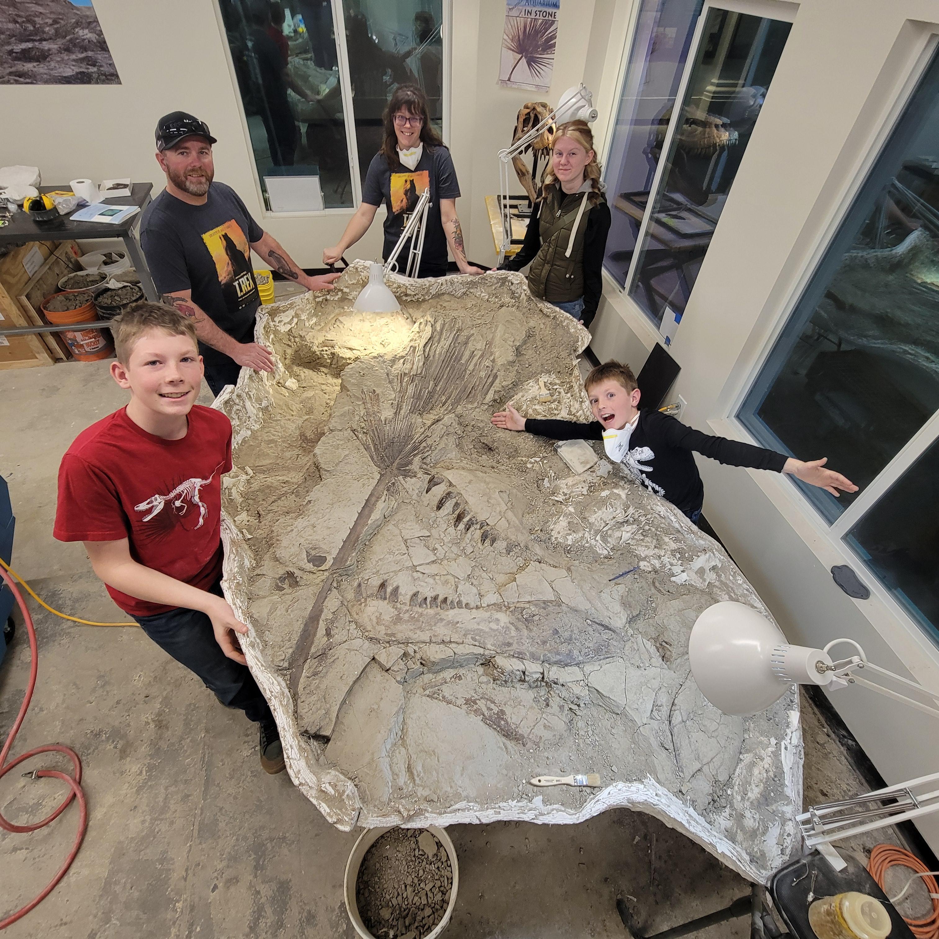 NEW Fisherfam Wholejacketpic